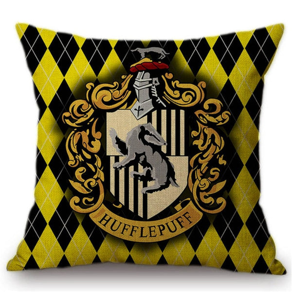 Hot Sales Harry Potter Printed Cushion Cover Hufflepuff Gryffindor Slytherin Ravenclaw Decorative Sofa Throw Pillow Case